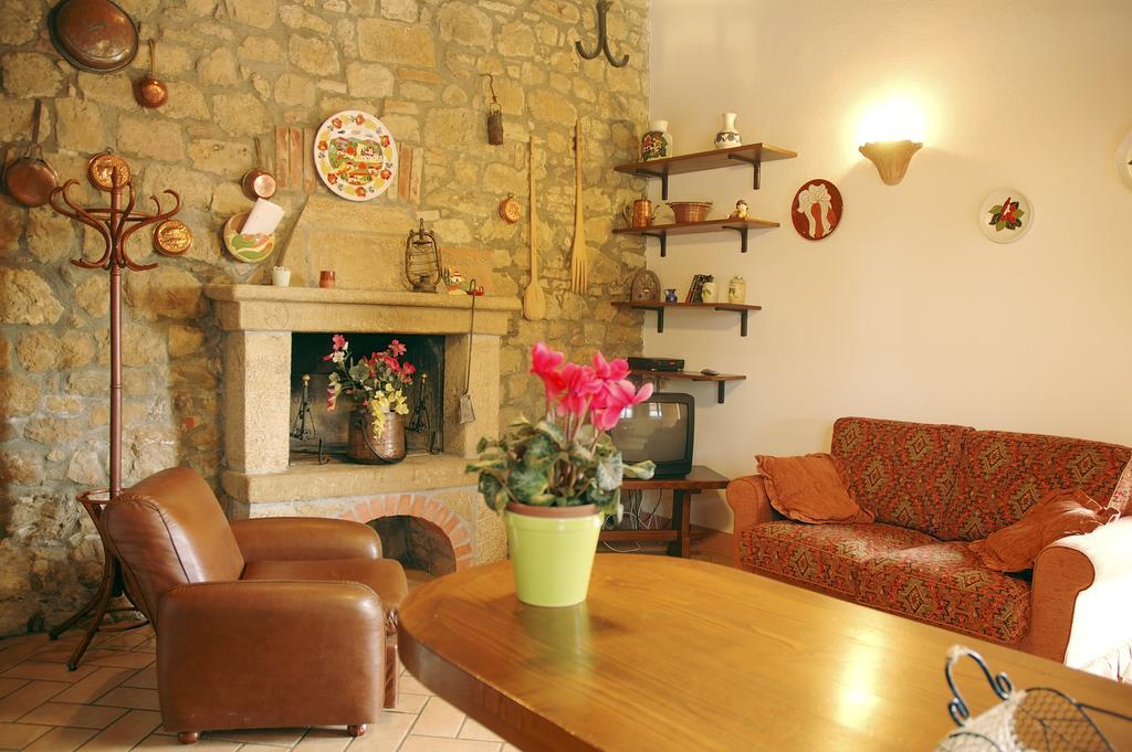 Agriturismo Palazzo Conti - B ピエンツァ エクステリア 写真